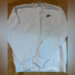 Nike women’s Classic White Crewneck Sweater